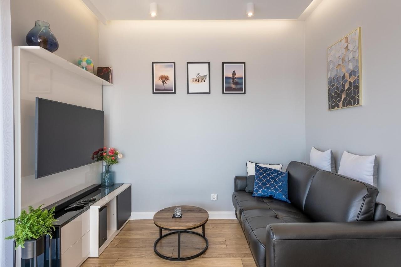 Athome Suites Krasków Εξωτερικό φωτογραφία