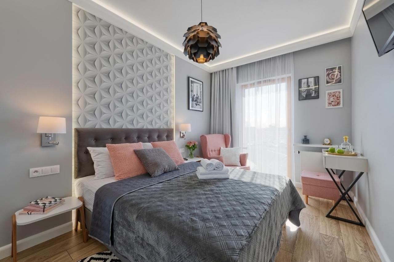 Athome Suites Krasków Εξωτερικό φωτογραφία