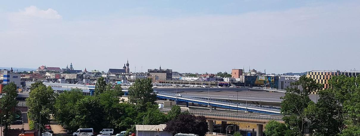 Athome Suites Krasków Εξωτερικό φωτογραφία